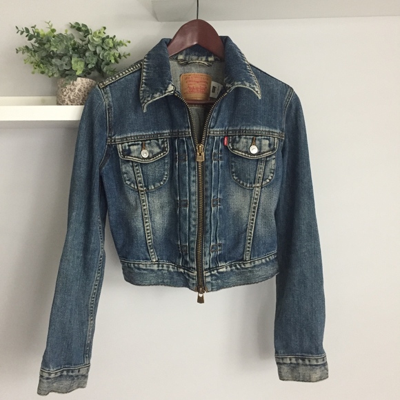 womens denim jacket with zipper